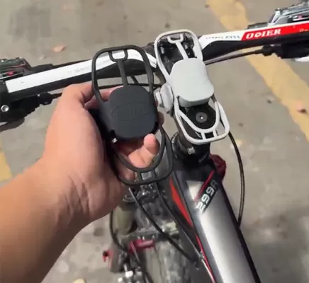 Odier 便携式便捷硅胶绑带自行车手机支架 PB15